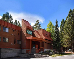 Отель Quality Inn near Mammoth Mountain Ski Resort  Мамонт Лейкс